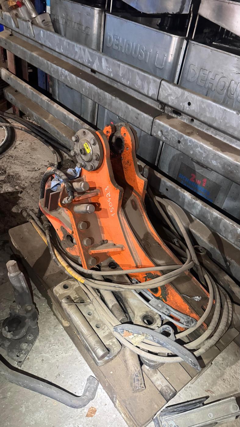 Hydraulischer Greifer zur Reparatur